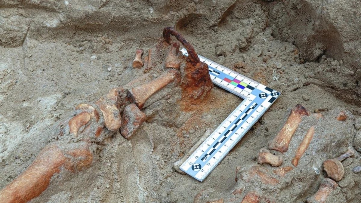 Anti-Demonic Evidence Reveals 17th-Century Villagers Were Terrified of What Lurked in 'Grave 75'