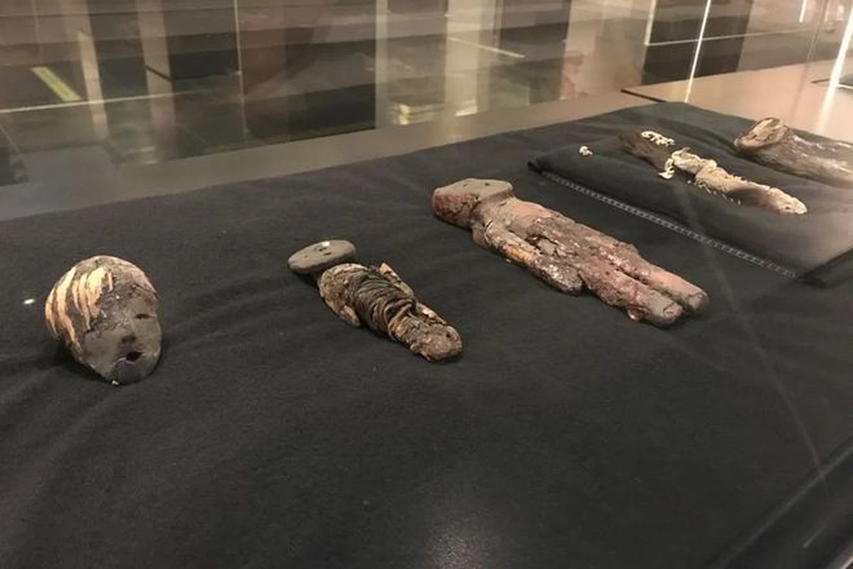 Chinchorro mummified artifacts
