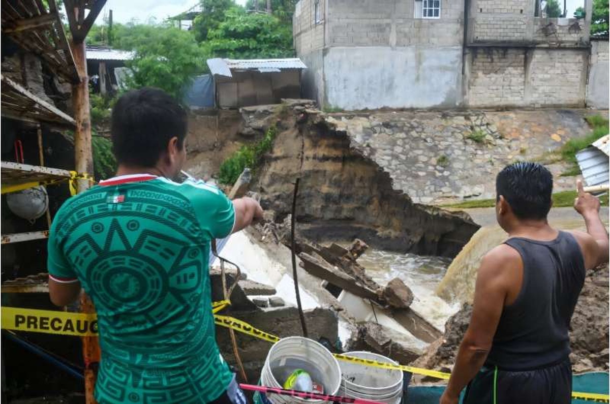 Torrential rains caused by Simon have already caused flooding in Mexico's Acapulco